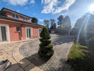  Villa � vendre 10 pi�ces 200 m�