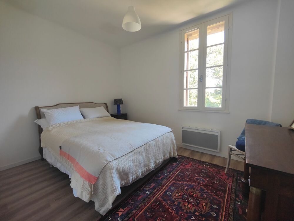 à vendre  Propriété/château Uzès (30700)