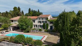  Propriété/château à vendre 12 pièces 800 m²