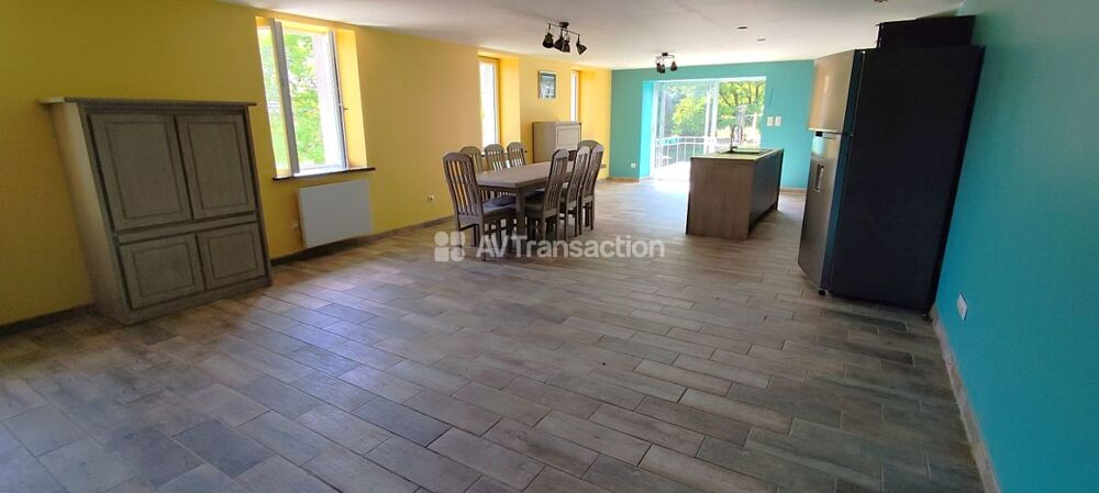Habitation, poss. 2 logements plus 150m2 atelier/garage, source