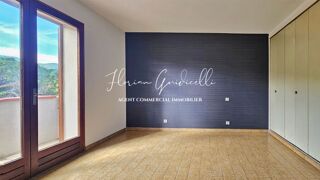  Appartement � vendre 4 pi�ces 141 m�