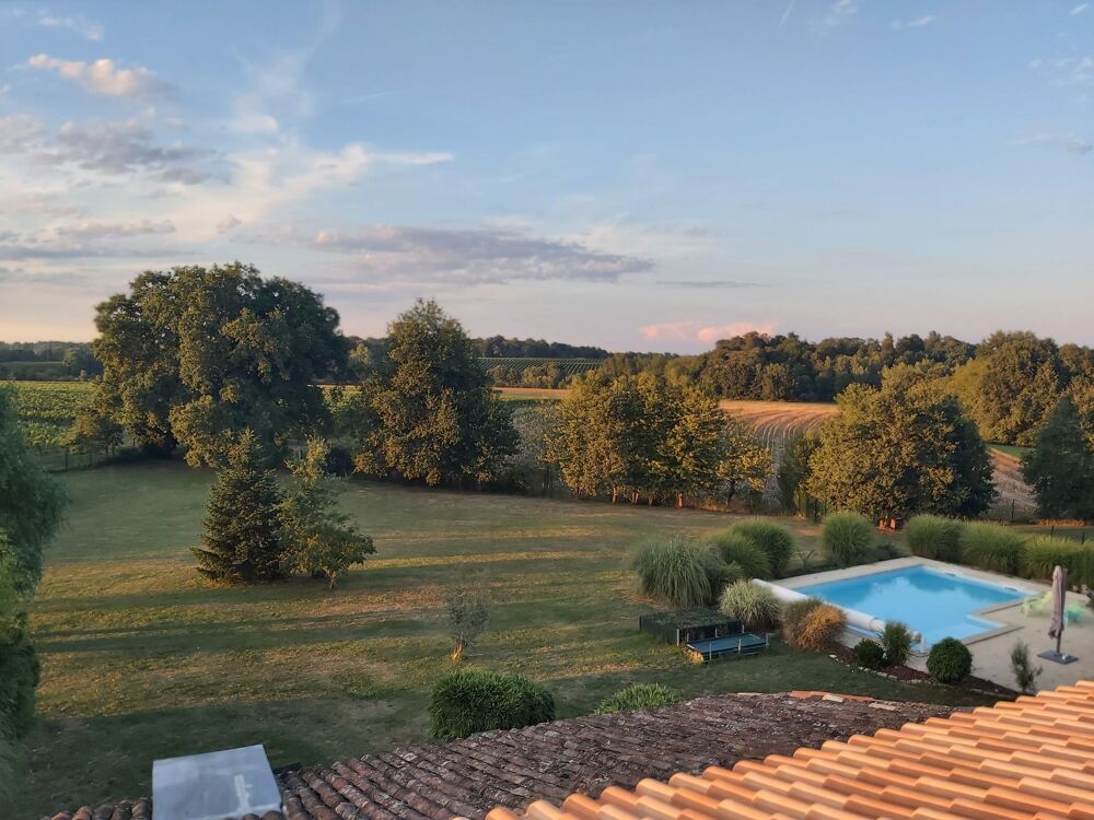 Vente Maison A 6 Km du centre de Gémozac Gemozac