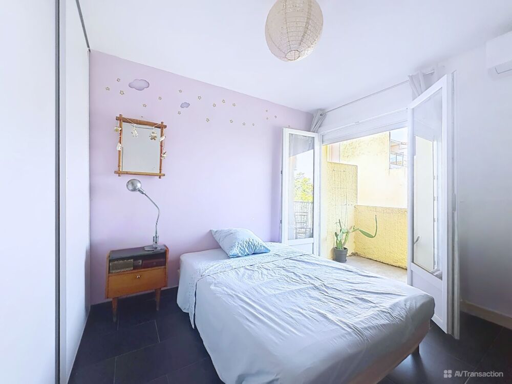 Vente Appartement T3 TRAVERSANT CENTRE VILLE – Dernier Étage, 2 Balcons & Clim Narbonne