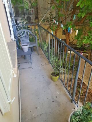  Immeuble  vendre 15 + pices 600 m