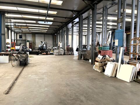   A vendre , Vernon ( 27200 )  local d'activité ,    820 m2 