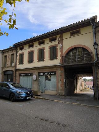  Immeuble à vendre 8 pièces 371 m² Pechbonnieu