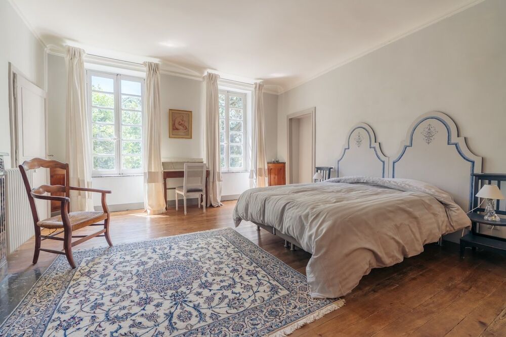 � vendre  H�tel Particulier Carcassonne (11000)