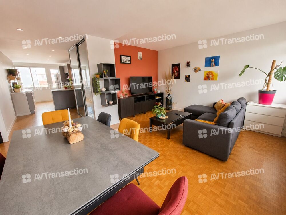 T5 de 97 m²  3 chambres, suite parentale, 2 balcons et cave