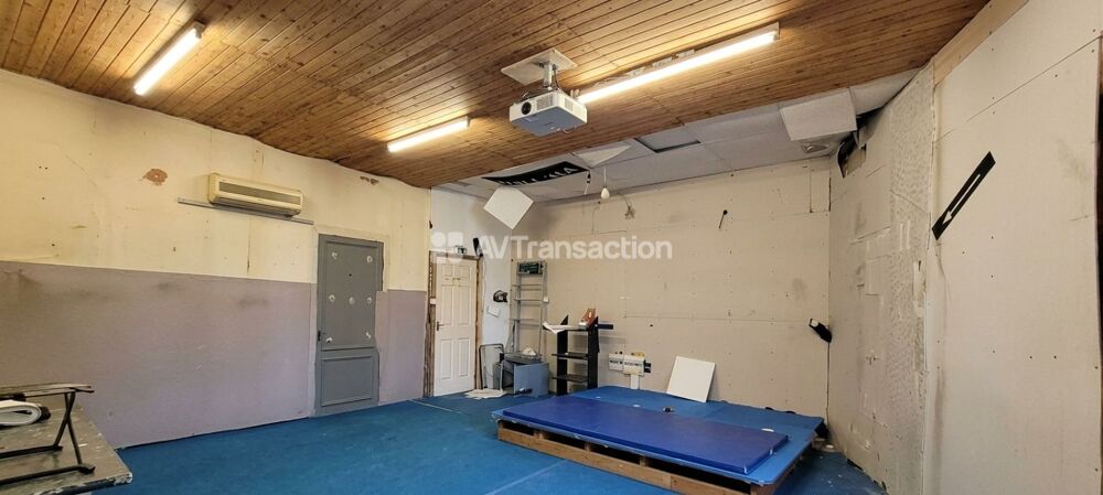 Vente Villa 33500 LIBOURNE-IMMEUBLE EN PIERRES A RENOVER-360M² SUR 3 ETAGES Libourne