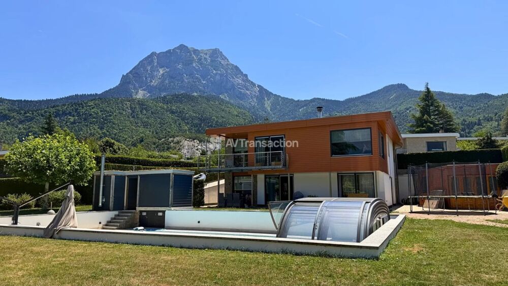 Magnifique Villa de 250m2 au bord du Lac de Serre-Ponçon