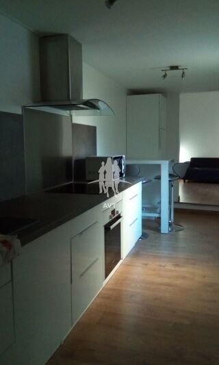  Immeuble � vendre 10 pi�ces 170 m�