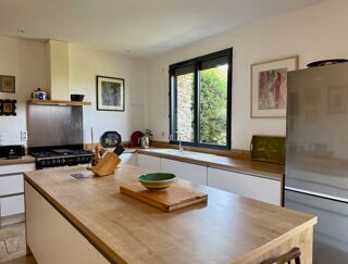  Villa � vendre 6 pi�ces 350 m�