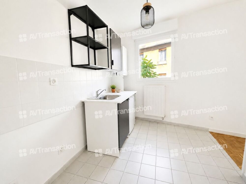 Vente Appartement T3 de 57 m²- 2 chambres –A PROXIMITE AV. ROGER SALENGRO Villeurbanne
