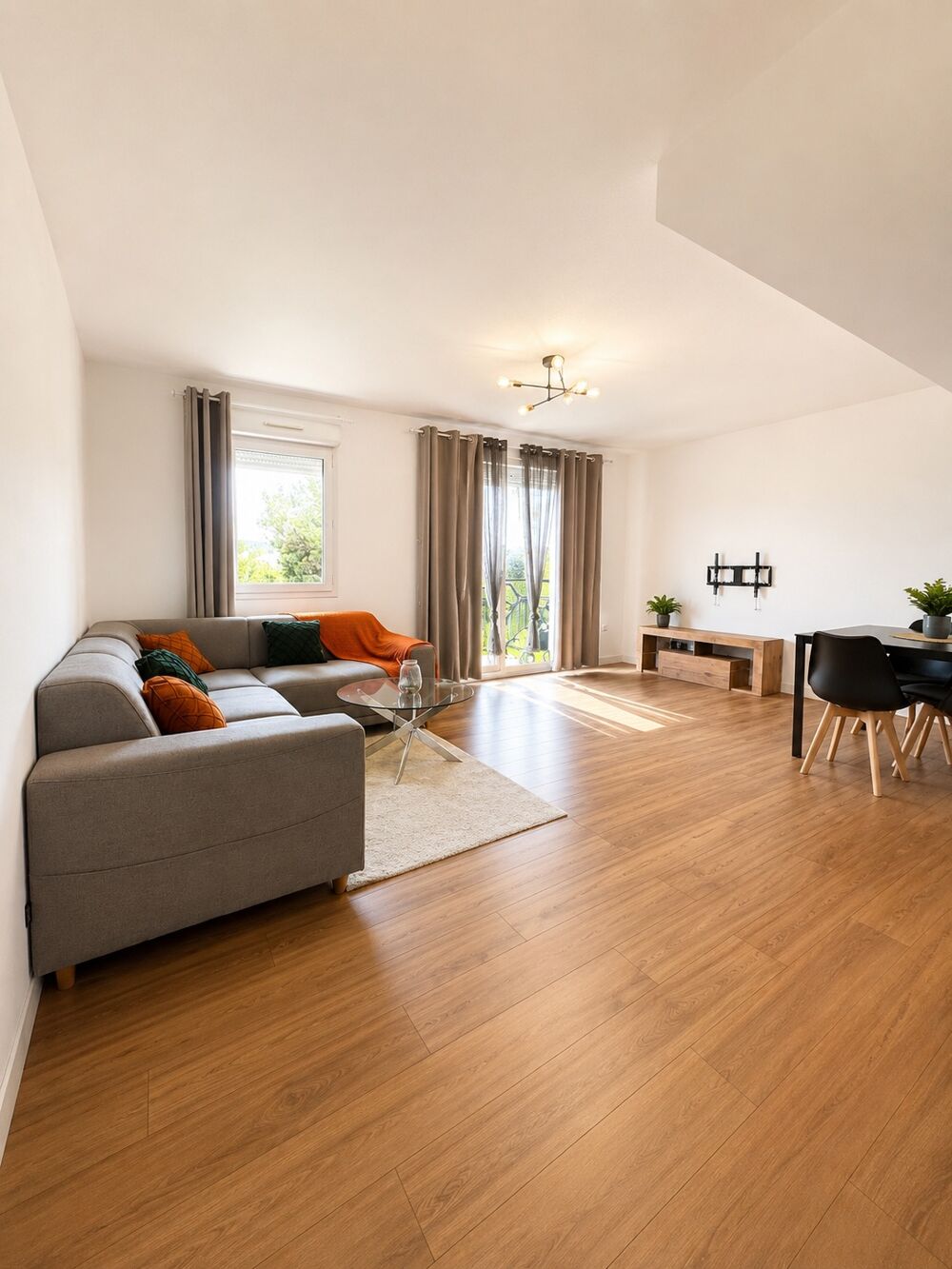 MAGNIFIQUE APPARTEMENT T3 AVEC PISCINE