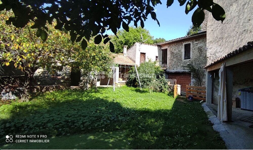 Maison de famille, jardin et dépendances