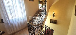  Appartement � vendre 7 pi�ces 204 m�