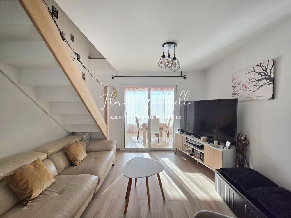 T3 Duplex unique  Plaine dOletta  Résidence avec piscine