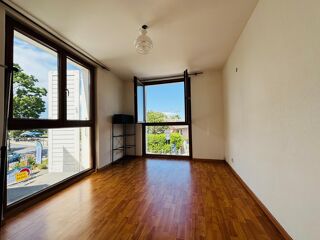  Appartement  vendre 4 pices 67 m