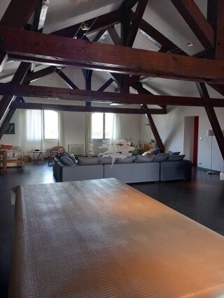  Immeuble à vendre 7 pièces 320 m²