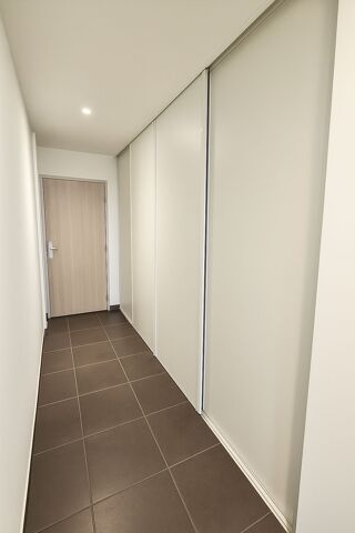  Appartement  vendre 4 pices 75 m