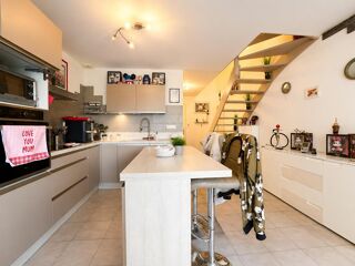  Maison à vendre 5 pièces 97 m² Saint-pierre-en-faucigny