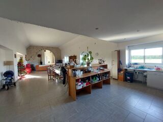  Maison � vendre 305 m�