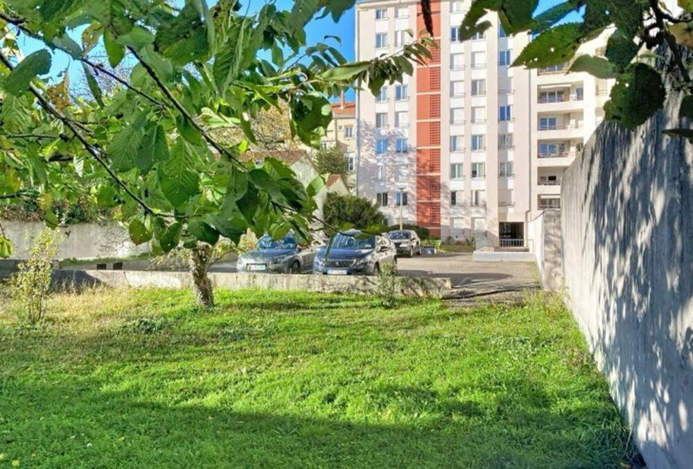 Vente Appartement Appartement T5 de 102 m� limite LYON 3�me Villeurbanne