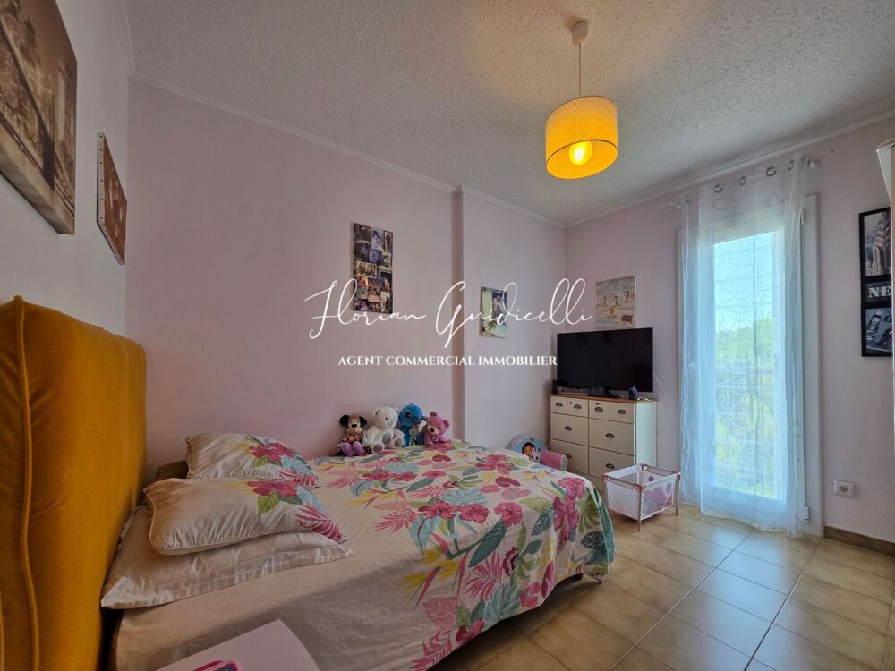 Vente Appartement Charmant appartement T4 de 92,83 m² Bastia
