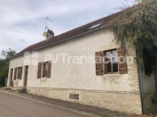 Maison 115 m² · à Mirebeau-sur-Bèze · 115 m² · 85 000 €