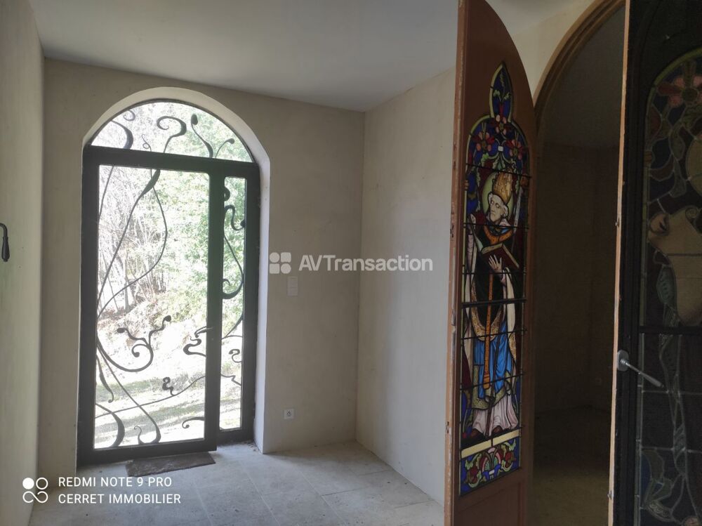 Grande maison jardin source