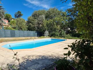  Maison  vendre 9 pices 170 m