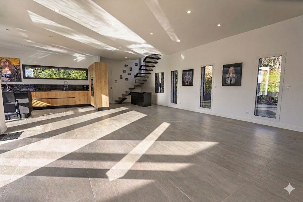 � vendre  Villa Saint-Cyr-au-Mont-d'Or (69450)
