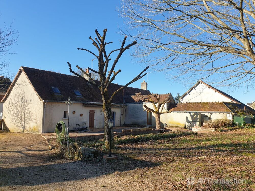 Maison 7 pièces 159 m² · à Villeloin-Coulangé · 159 m² · 224 000 €