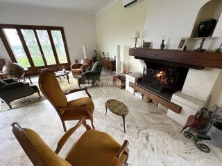  Maison à vendre 8 pièces 218 m²