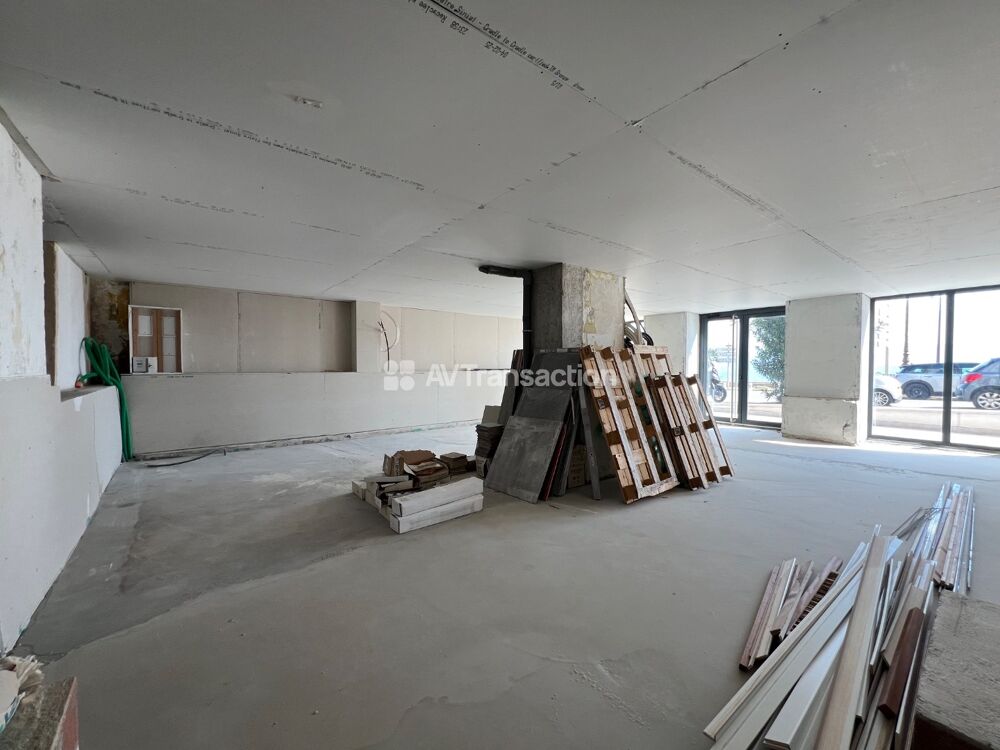 Local professionnel 80 m²  Centre-ville Ajaccio, secteur Rossin