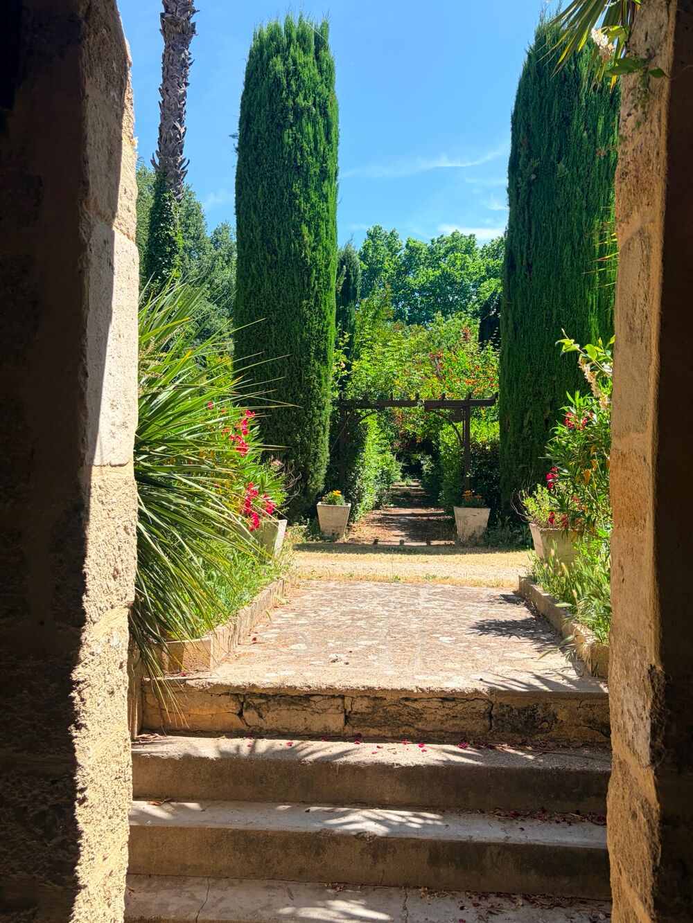 à vendre  Propriété/château Uzès (30700)