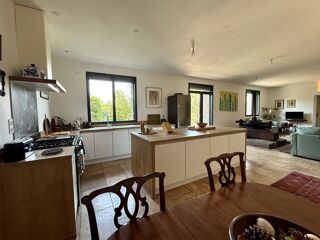  Villa � vendre 6 pi�ces 350 m�