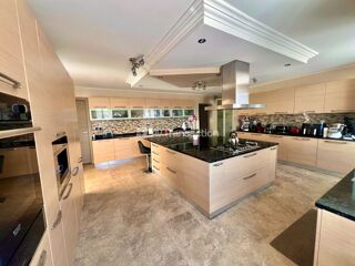  Maison � vendre 15 + pi�ces 490 m�