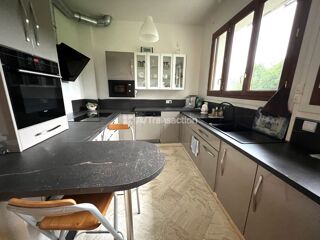  Maison à vendre 8 pièces 218 m²