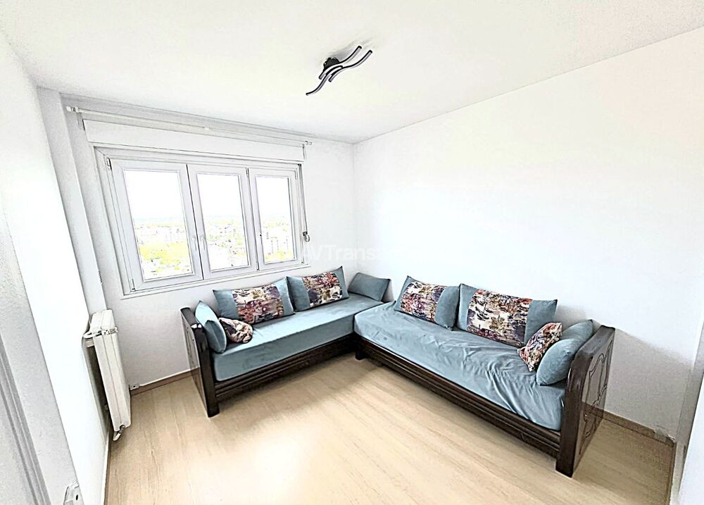 Vente Appartement T4 - 82,5 m² – Entièrement rénové – Balcon – Parking – Cave Bron