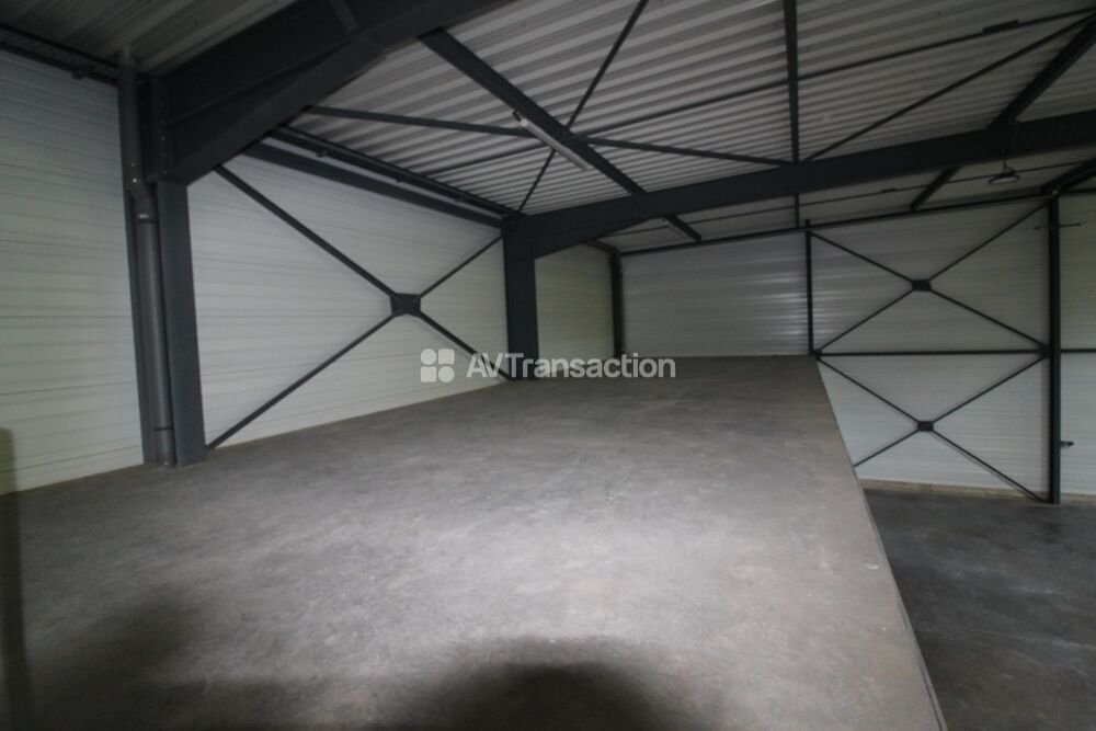   Bâtiment d'activité neuf Aoste