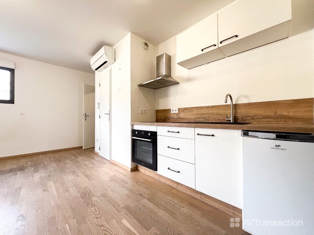 Ajaccio  Studio avec ascenseur, terrasse et parking