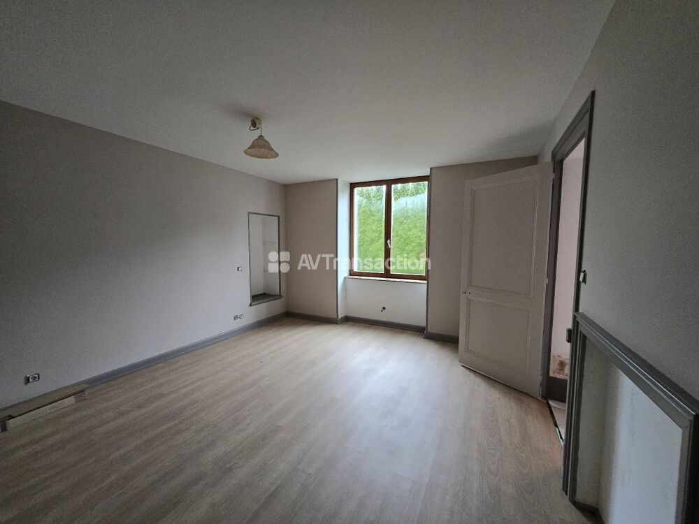 Ensemble immobilier à fort potentiel  11 avenue Jean Jaurès, 70
