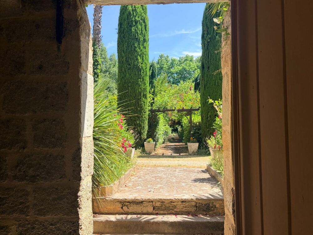 Vente Propriété/Château Exclusivité : Château historique à Uzès de plus de 900m2 Uzès