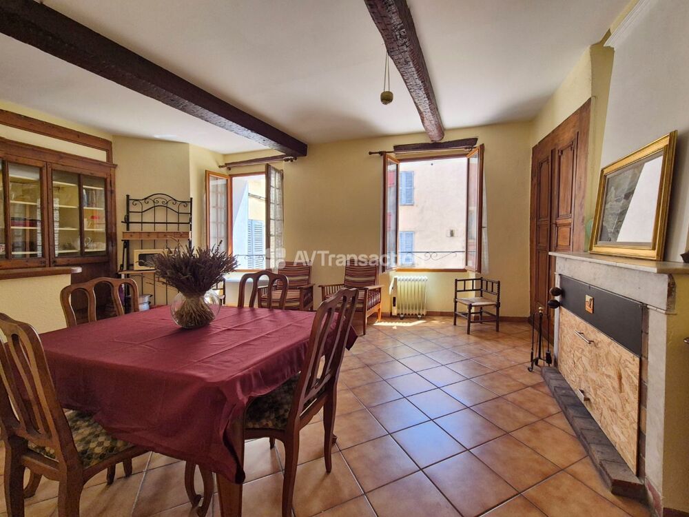 Appartement au coeur du village