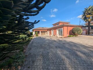  Villa � vendre 10 pi�ces 300 m�