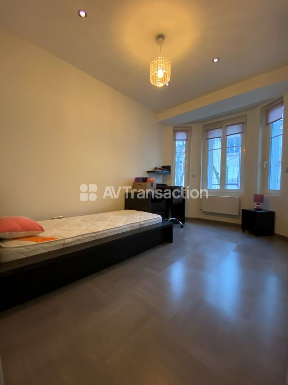 MAISON centre ville de 145 M² avec patio et terrasse