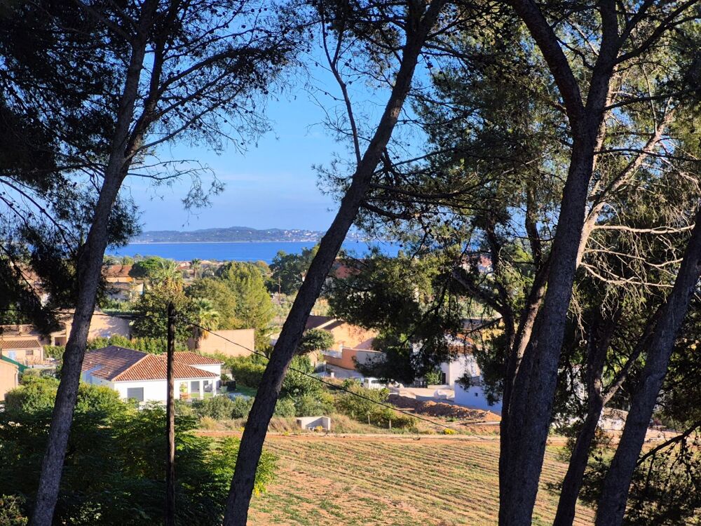 � vendre  Maison Carqueiranne (83320)