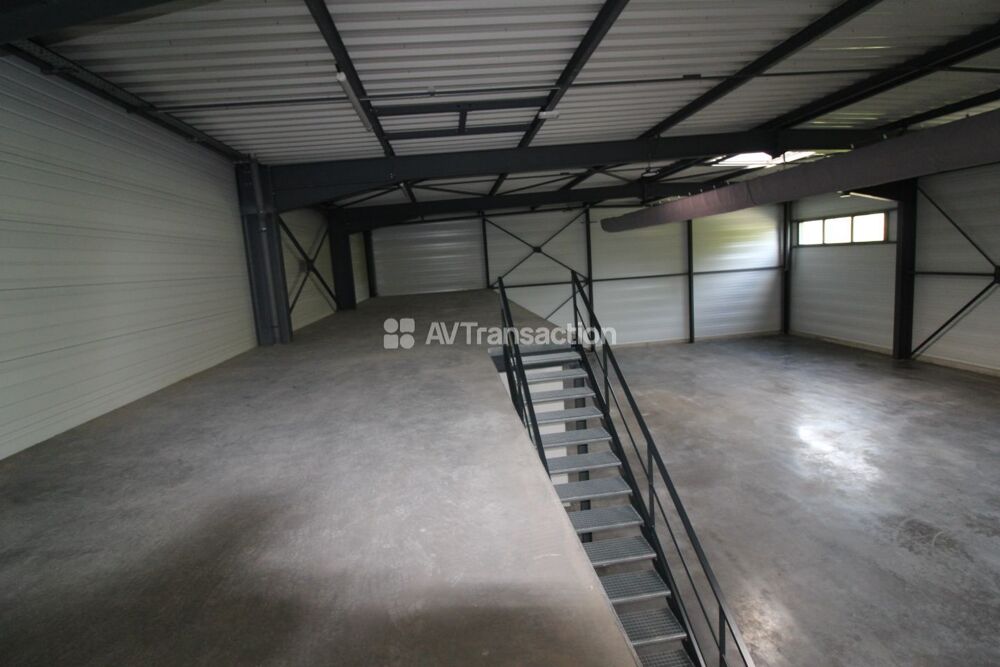  Bâtiment d'activité neuf Aoste