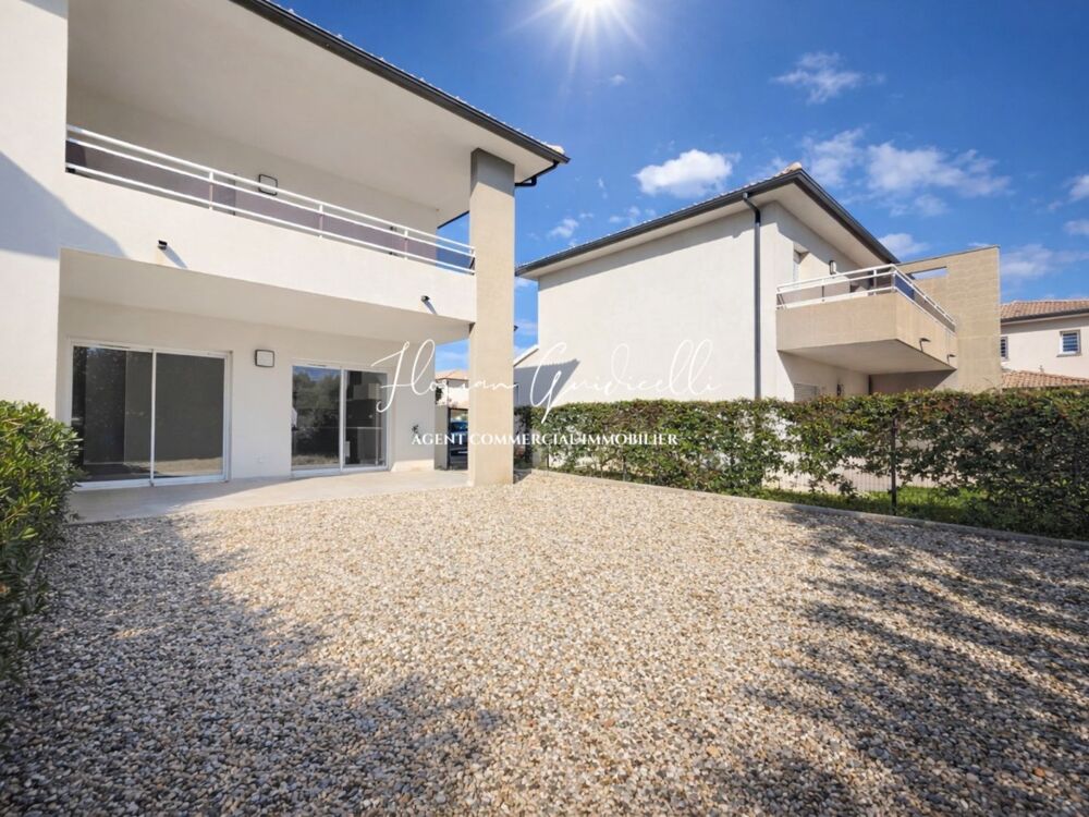 Appartement T3 avec jardin privatif  Proche mer